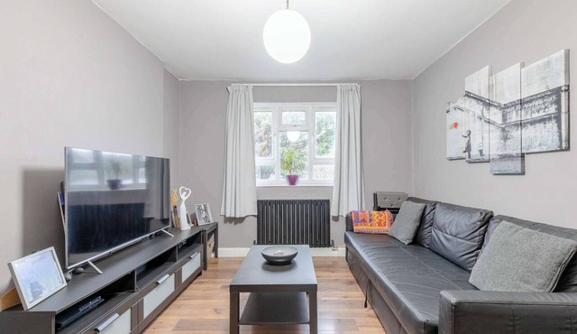 Spacious & Central | 1 Bed | WiFi | Regent's Canal