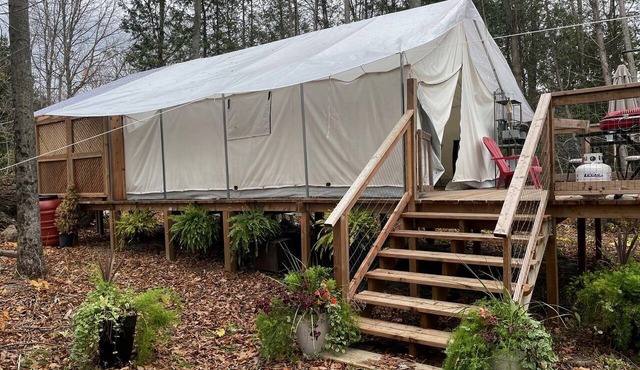 Spacious Secluded Safari Tent Surrounded by Nature in Portland, Ontario
