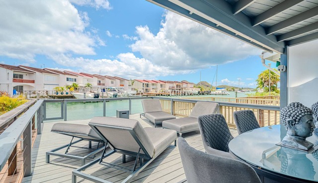 Stunning Waterfront Villa