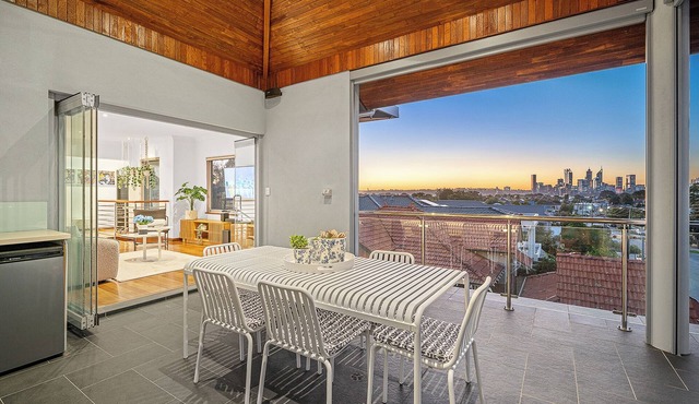 The Perth Summit – A Sepal Stay is a designer tri-level luxury residence in South Perth, offering epic city and river views, premium furnishings, multiple living areas, and an executive-level stay ideal for corporate, insurance, or family Guests.