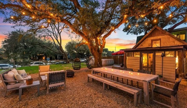 The Stanley | SoCo Estate + Pool + Pet OK
