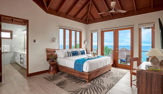 Timbuktu is a luxury 5 bedroom villa with stunning seaviews on the sea.