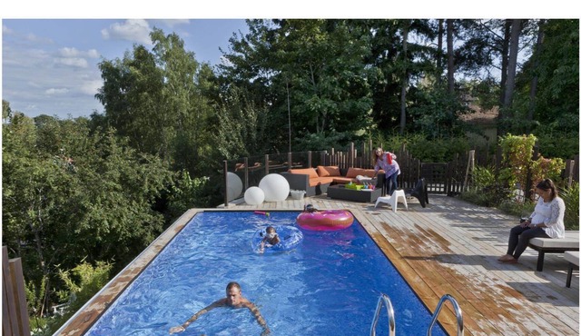 Top modern house with pool 10 min from Stockholm City