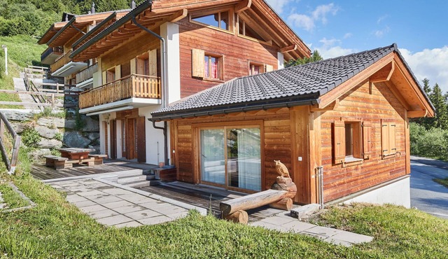 Vacation home Hiboux by Interhome