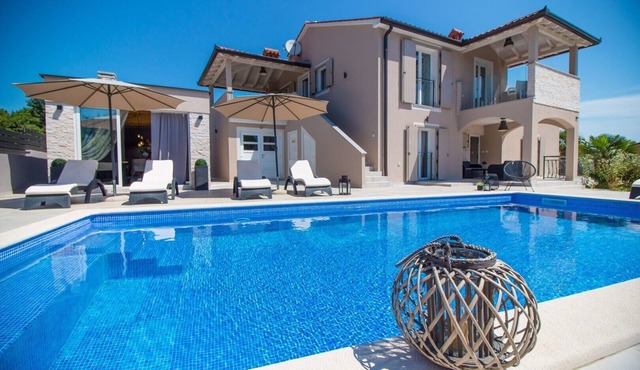 Villa Franka with pool