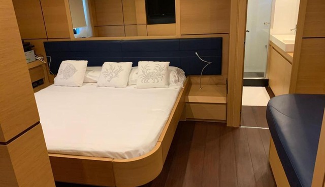 Yatch 22 metri a 3 piani