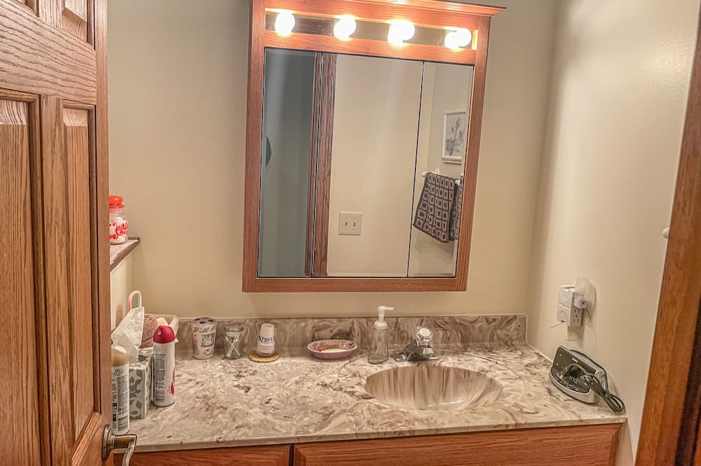Photo of Bathroom in Buchanan