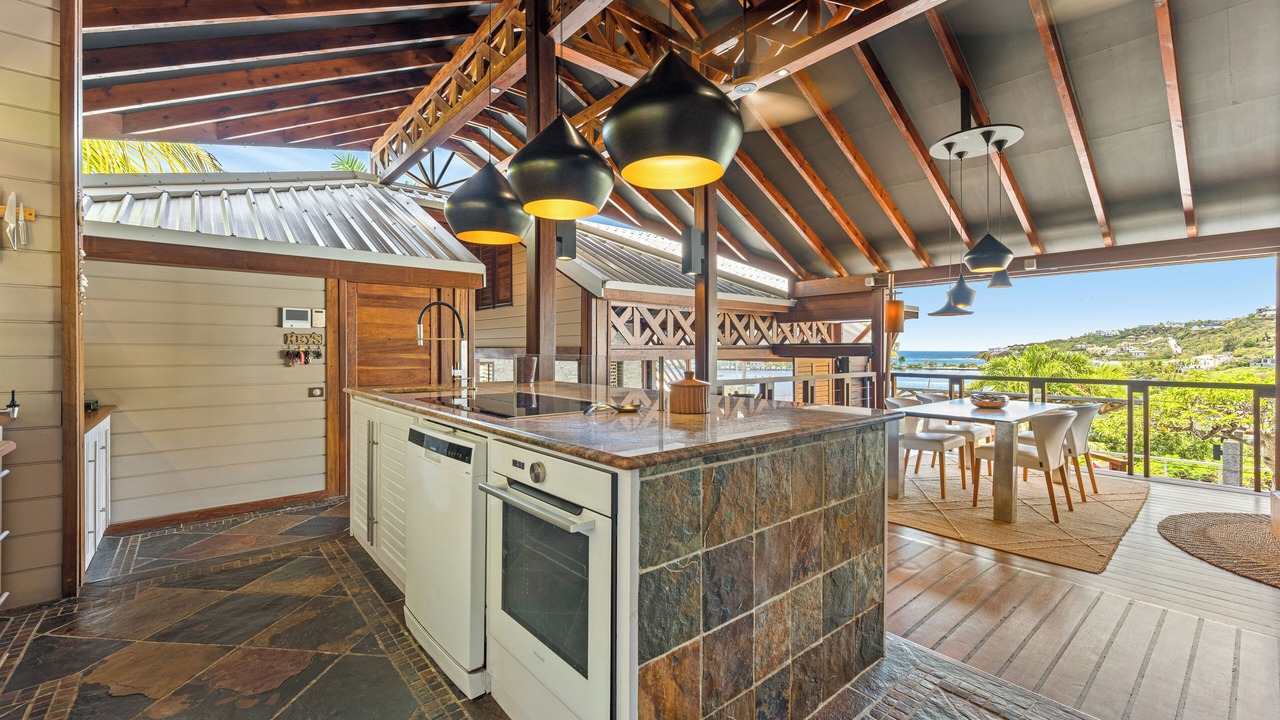Photo of Kitchen in Oyster Pond