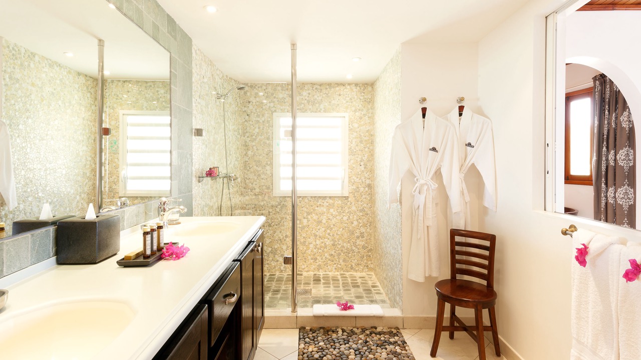 Photo of Bathroom in Grand Case