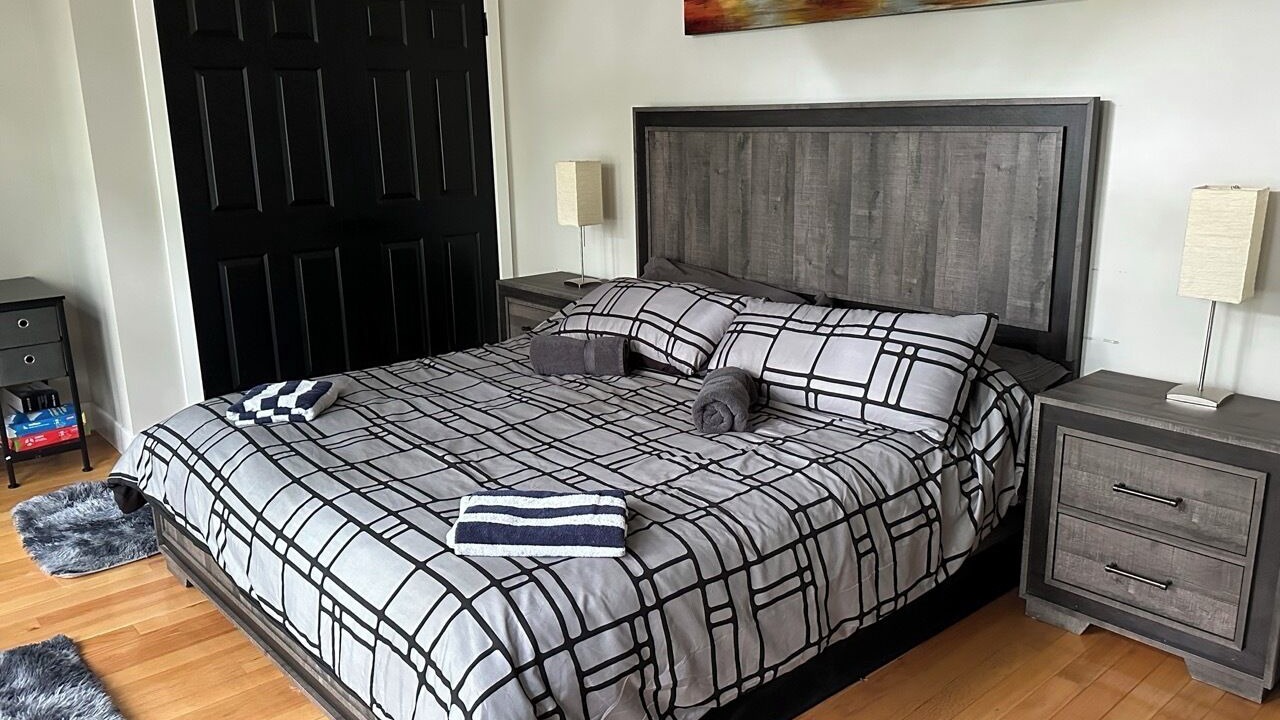 Photo of Bedroom in Grand Bend