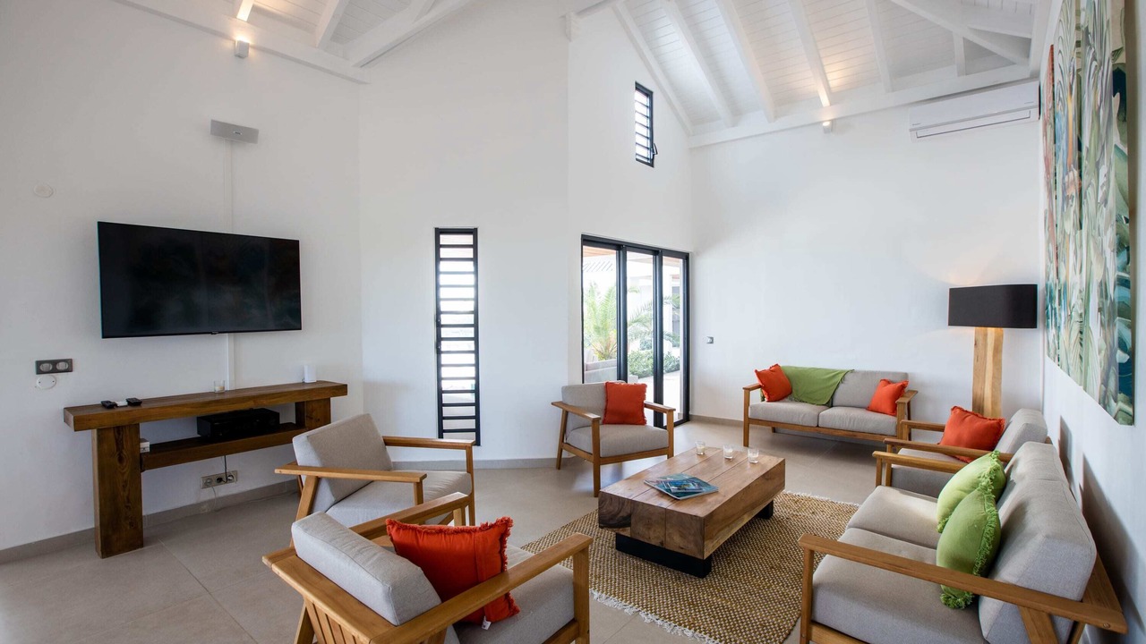 Photo of Livingroom in Nettle Bay