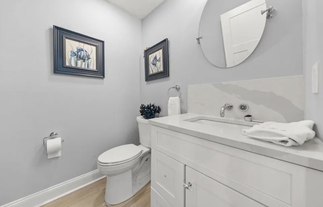 Photo of Bathroom in Avalon