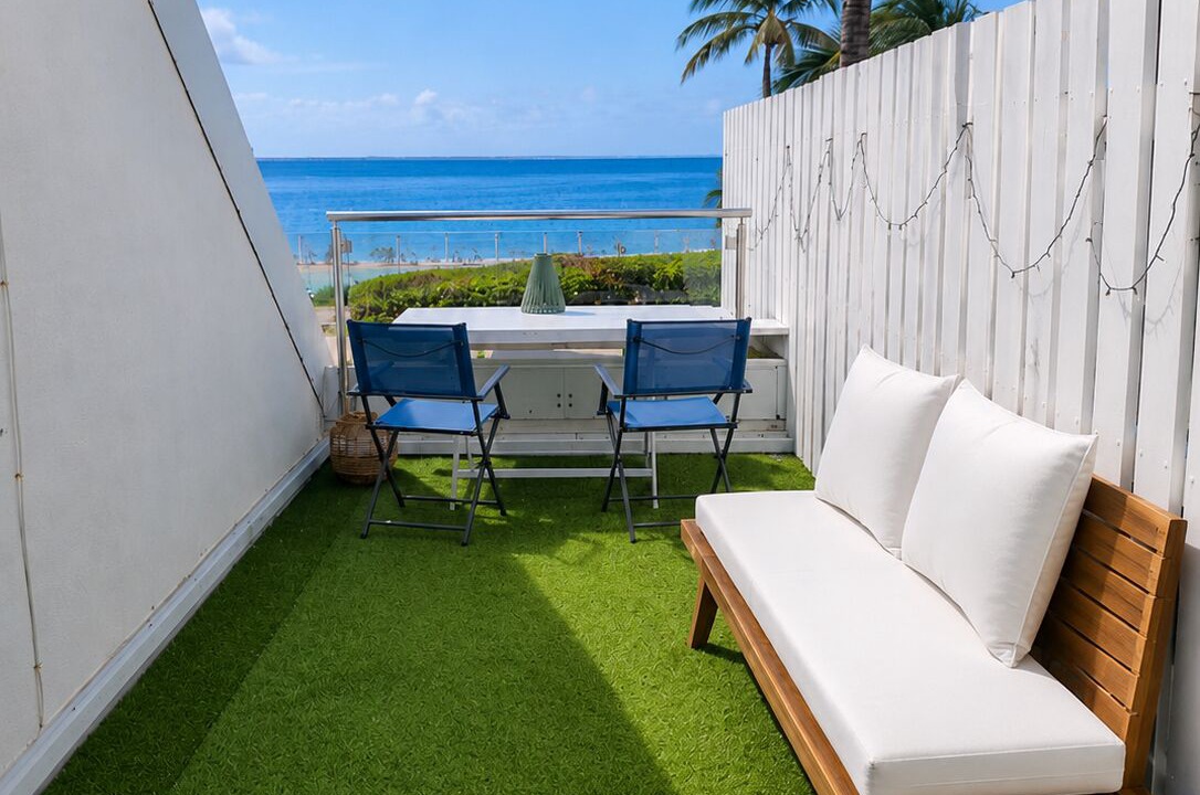 Photo of Patio Balcony in Nettle Bay
