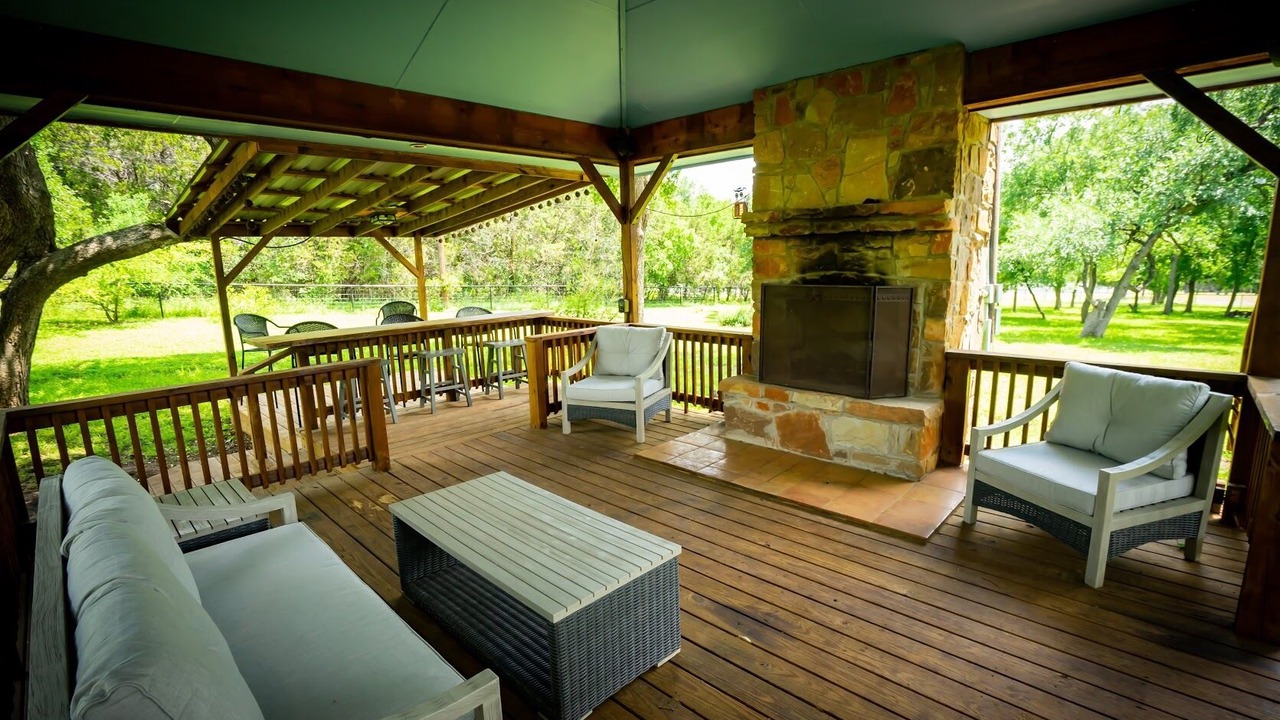 Photo of Outdoor in Canyon Lake