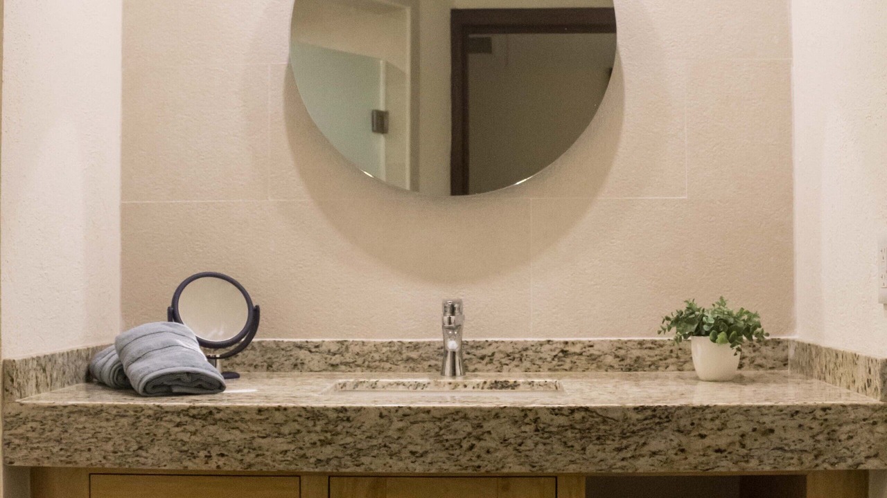 Photo of Bathroom in Flamingos