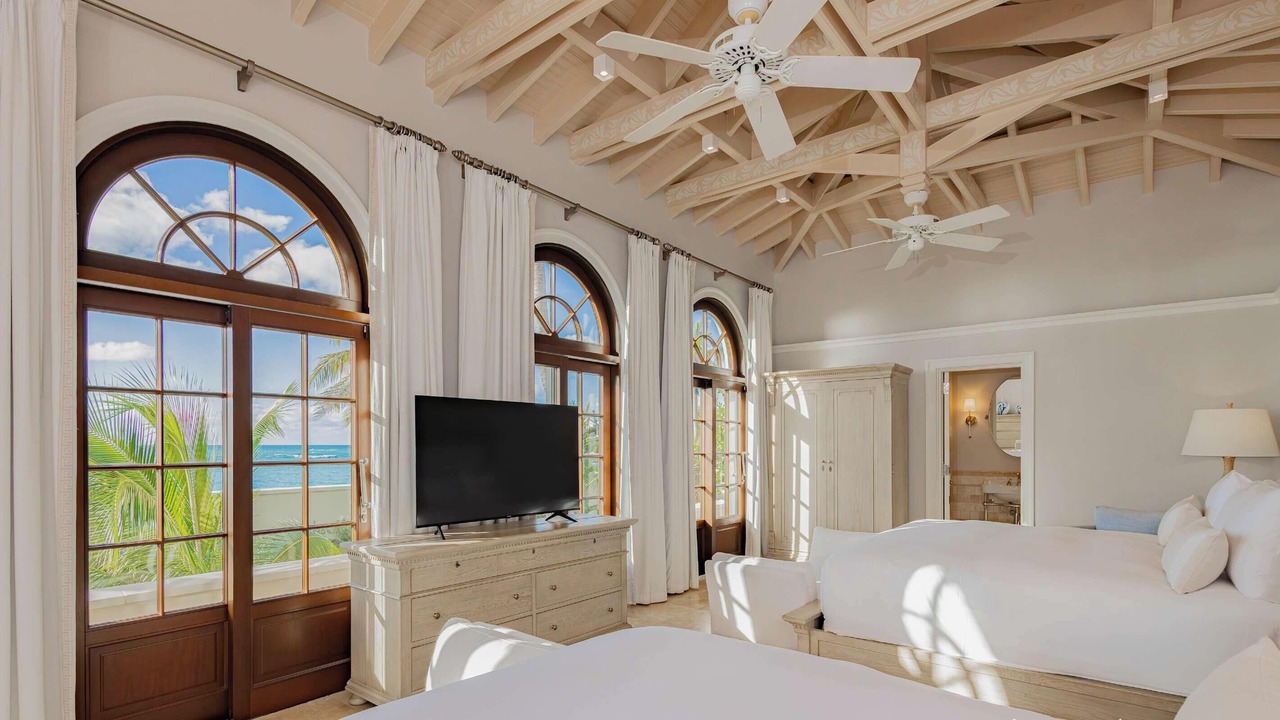 Photo of Bedroom in Plum Bay
