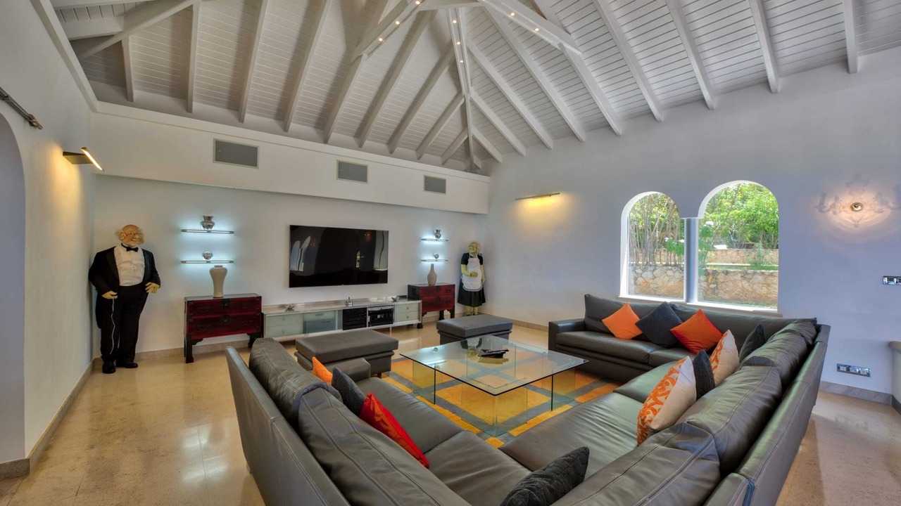 Photo of Livingroom in Plum Bay