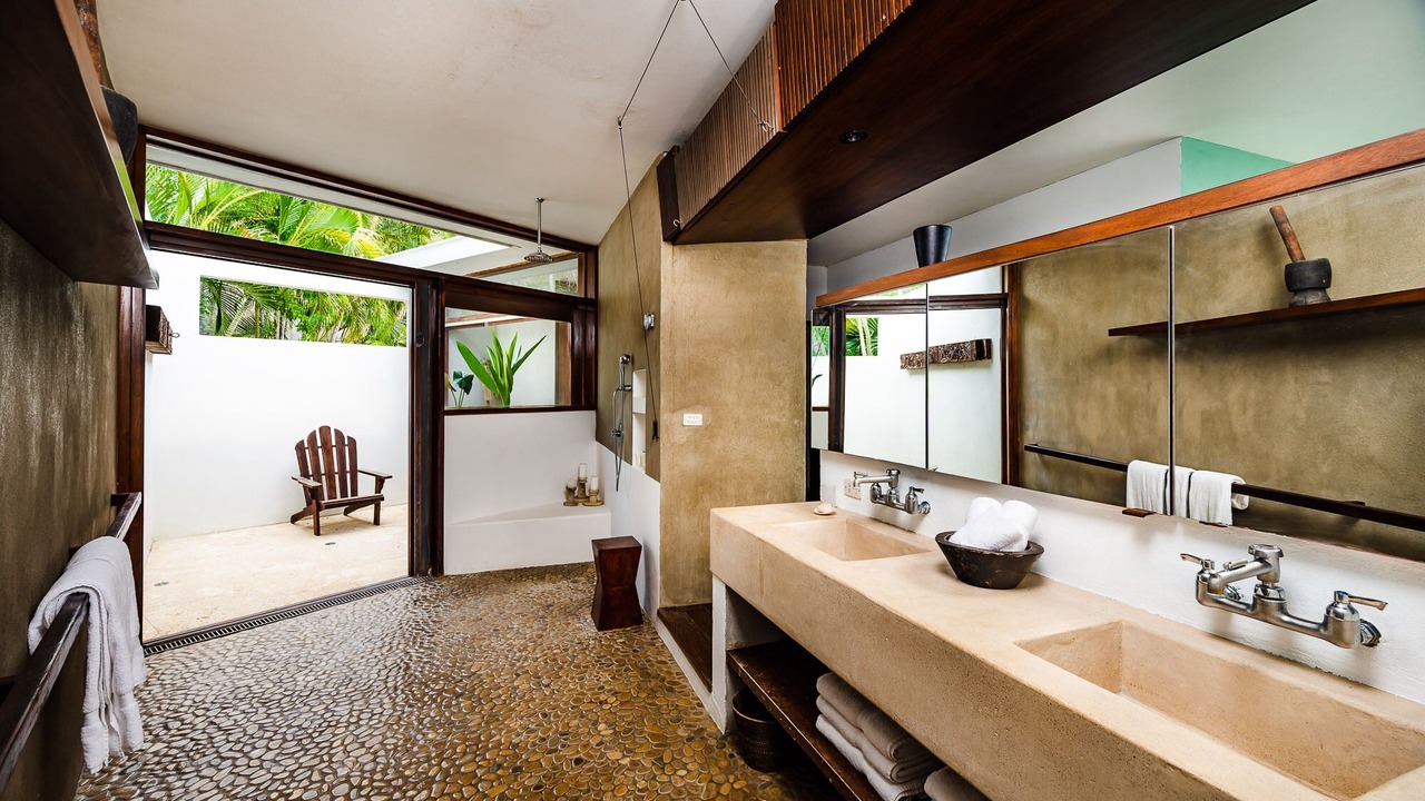 Photo of Bathroom in Tamarindo