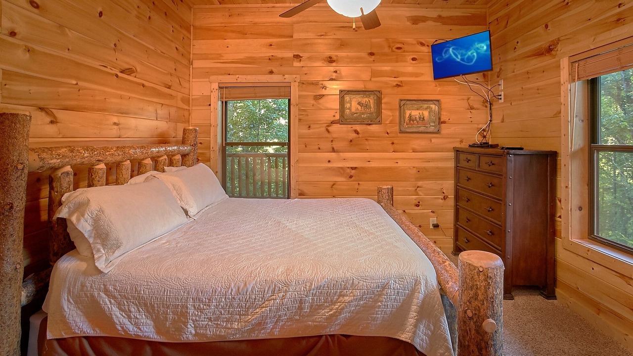 Photo of Bedroom in Gatlinburg