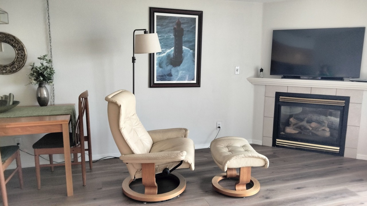 Photo of Livingroom in Lincoln City