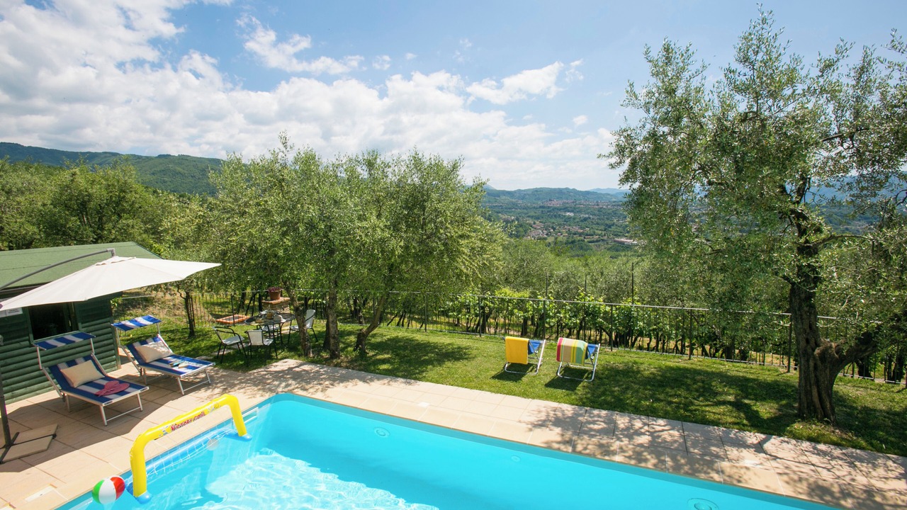 Photo of Outdoor in Mologno