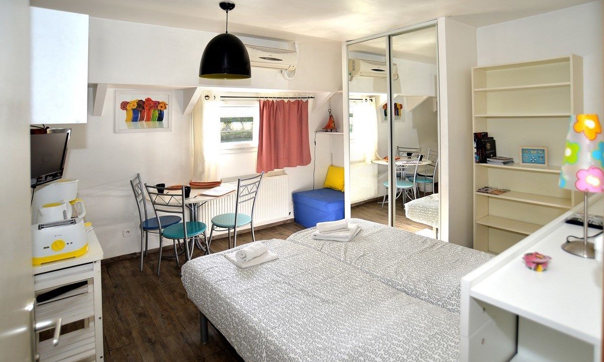 Photo of Bedroom in 2nd Arrondissement