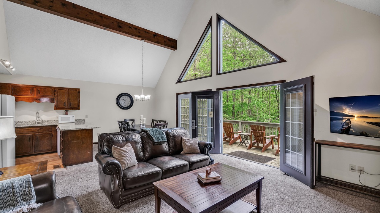 Photo of Livingroom in Ellijay