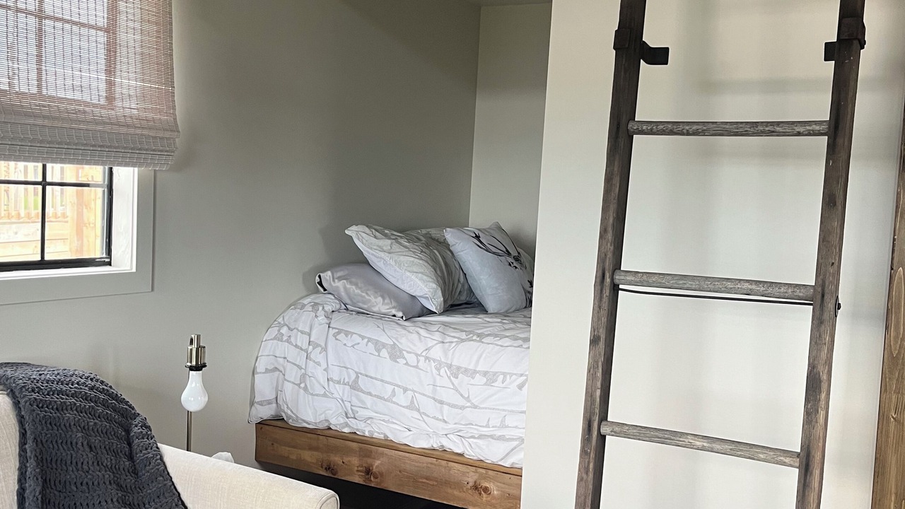 Photo of Bedroom in Leamington