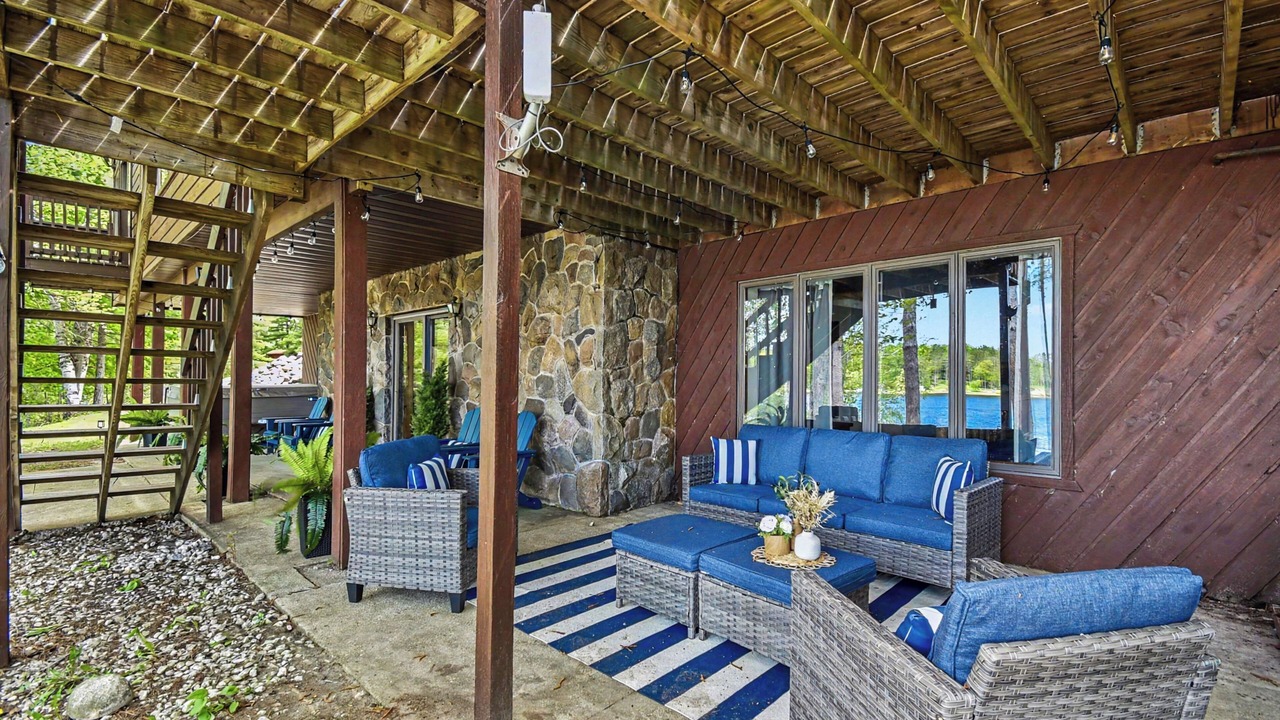 Photo of Patio Balcony in Herron