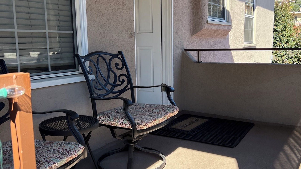 Photo of Patio Balcony in Harbor