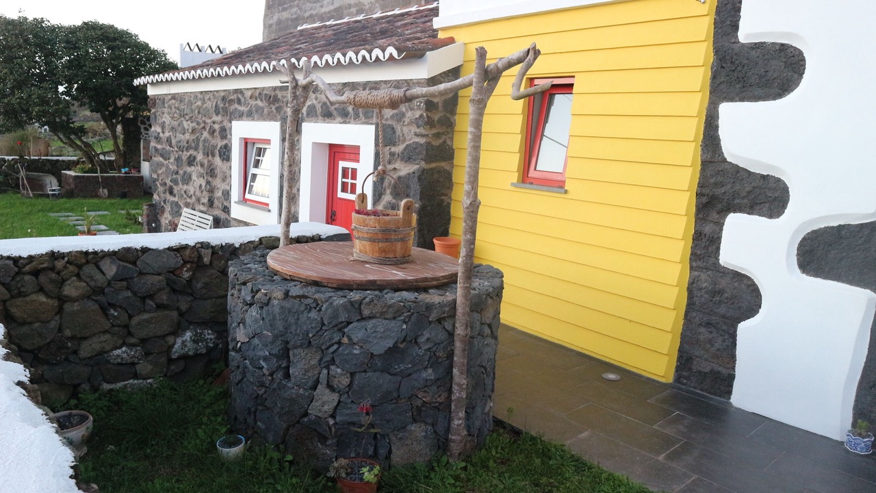 Photo of Patio Balcony in Angra do Heroismo