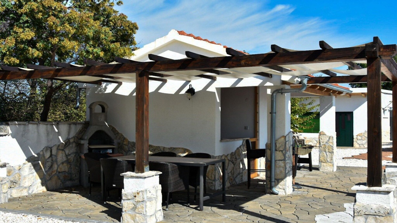 Photo of Outdoor in Bristane