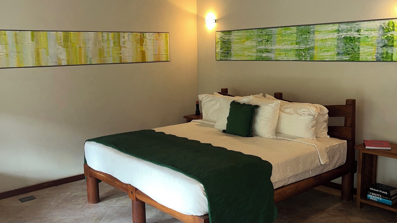 Photo of Bedroom in Spanish Town