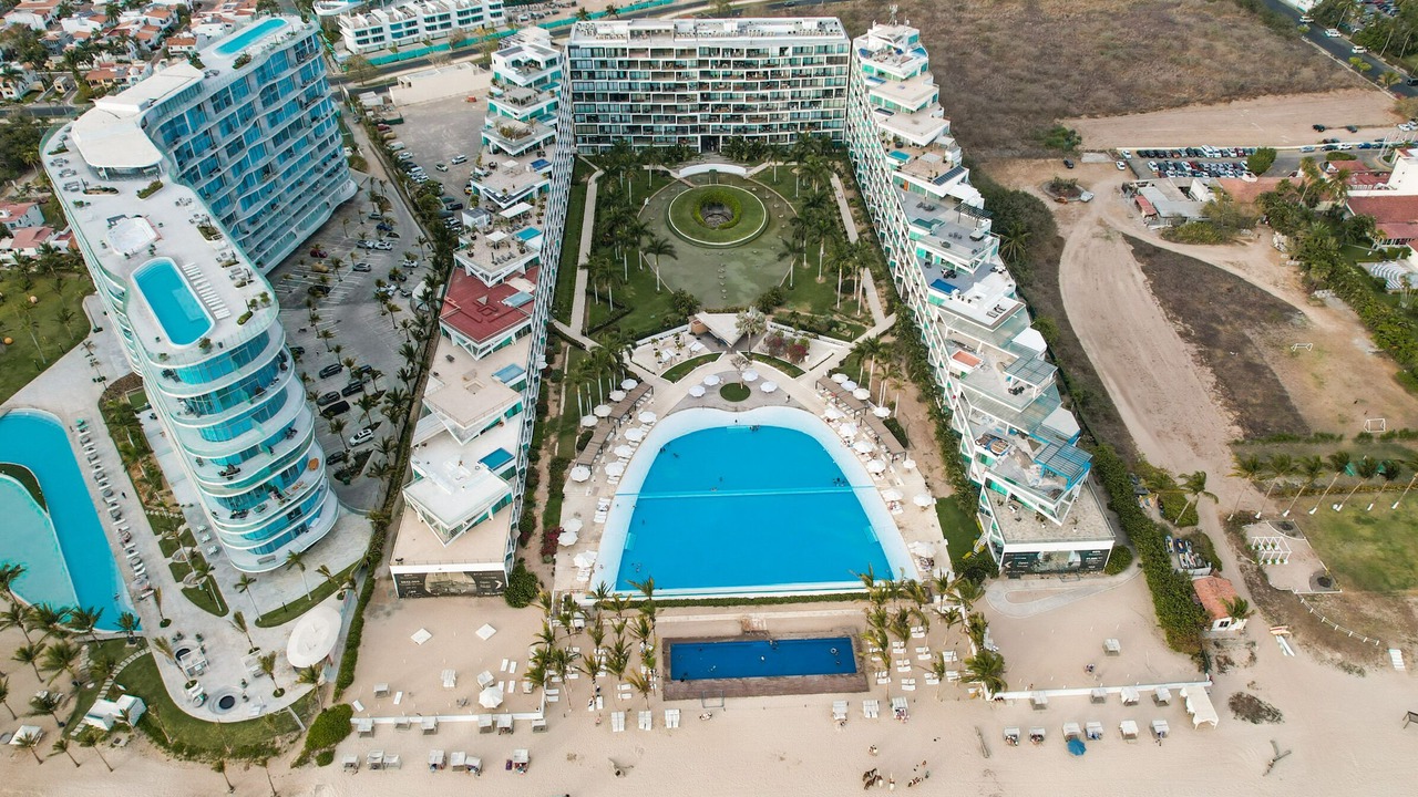 Photo of Outdoor in Flamingos
