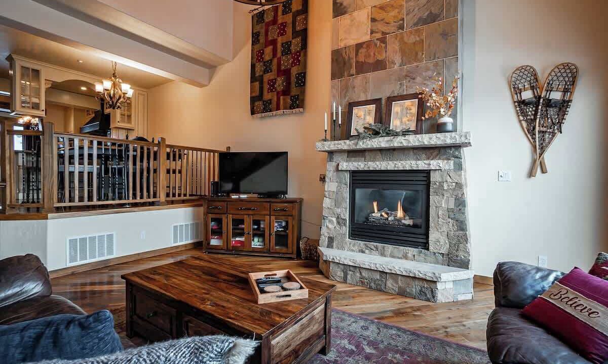 Photo of Livingroom in Bear Crossing